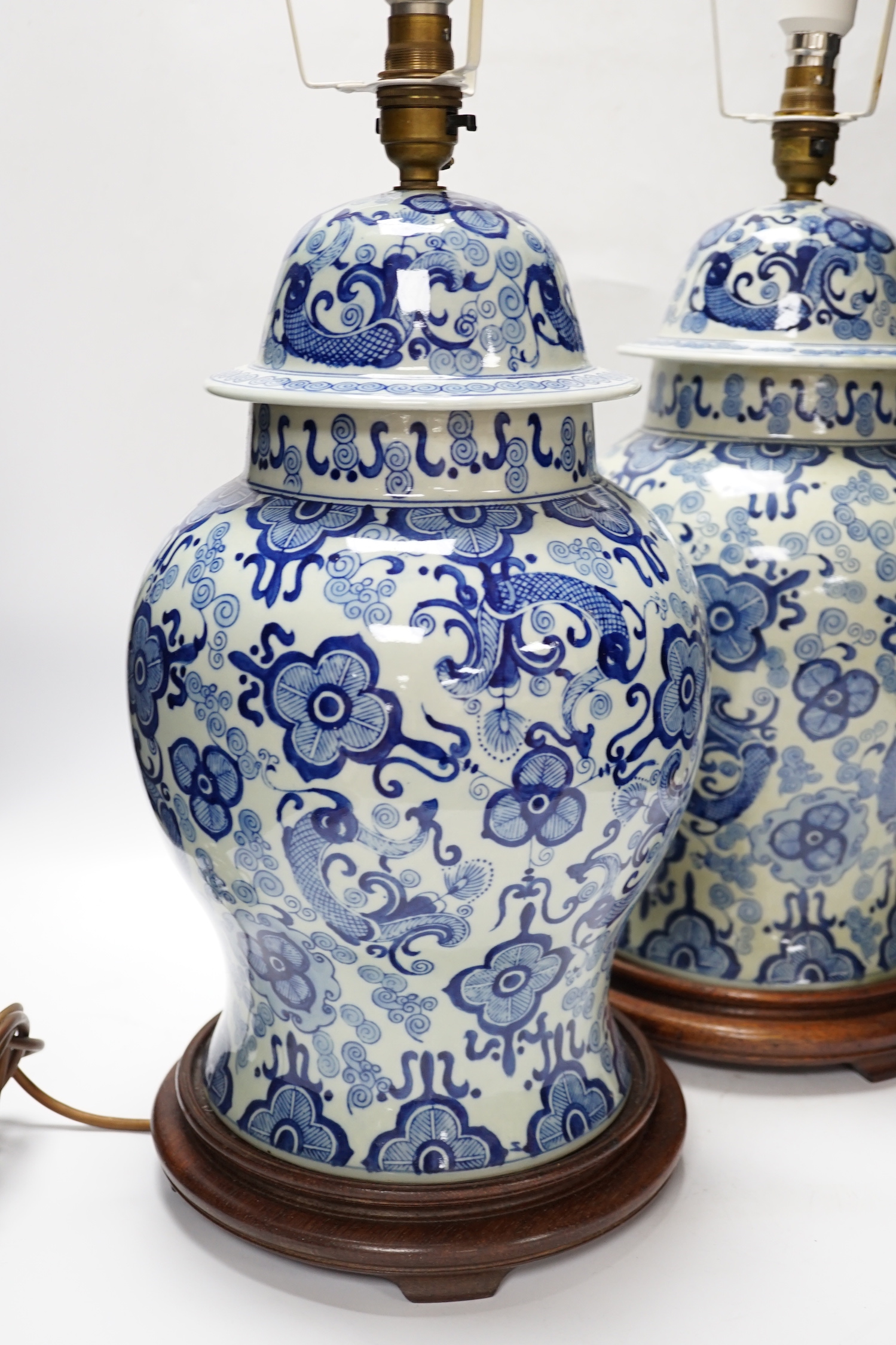 A pair of modern Chinese blue and white table lamps